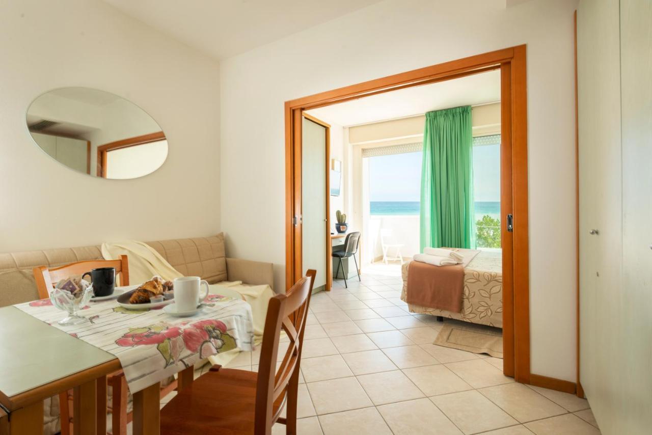 Hotel Residence Imperial Misano Adriatico Exterior photo